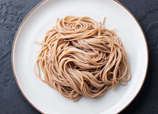 How are buckwheat noodles made?