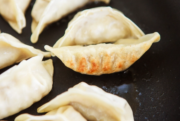 Pan fry gyoza from frozen