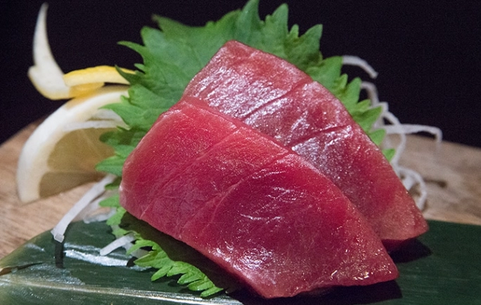 Maguro sashimi calories