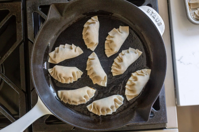 how to make shrimp gyoza