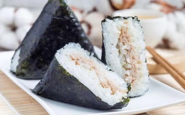 how to make onigiri