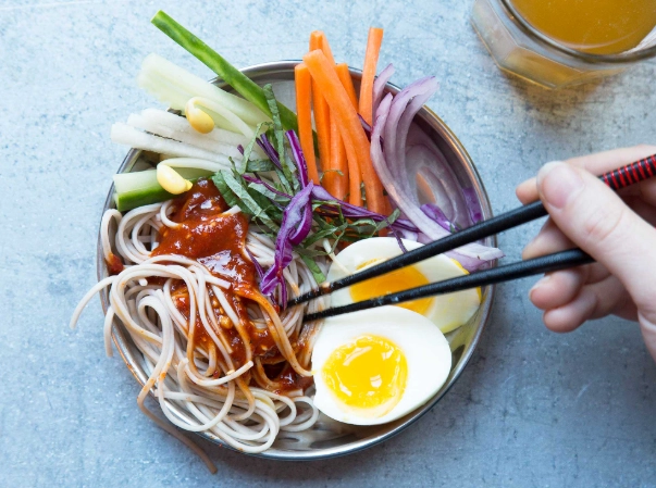 how to make Korean buckwheat noodles
