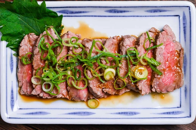is beef tataki raw is beef tataki raw