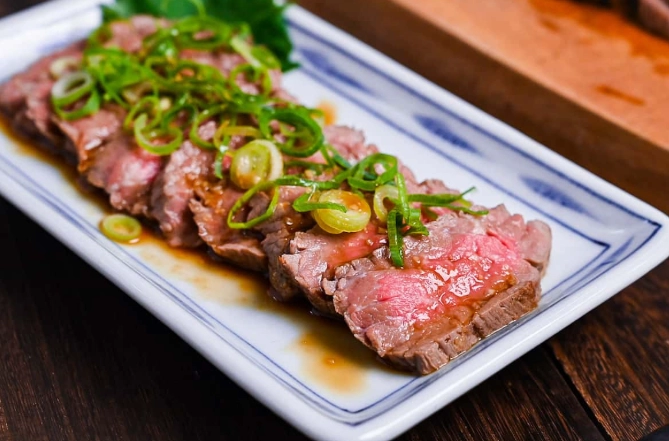 is beef tataki raw is beef tataki raw