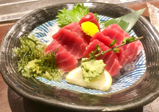 how to eat maguro sashimi