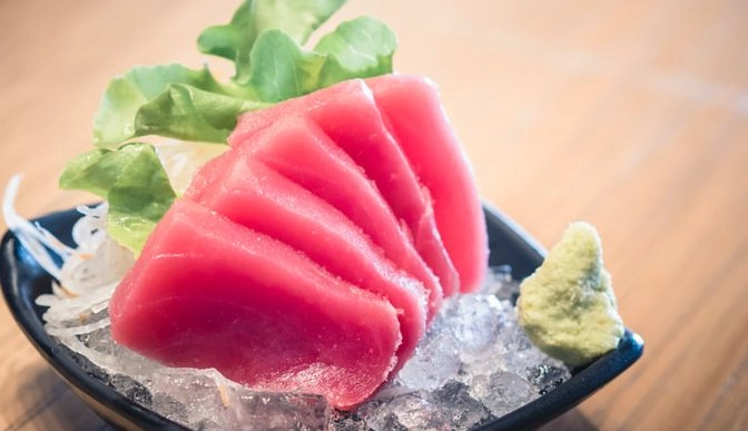 maguro sashimi