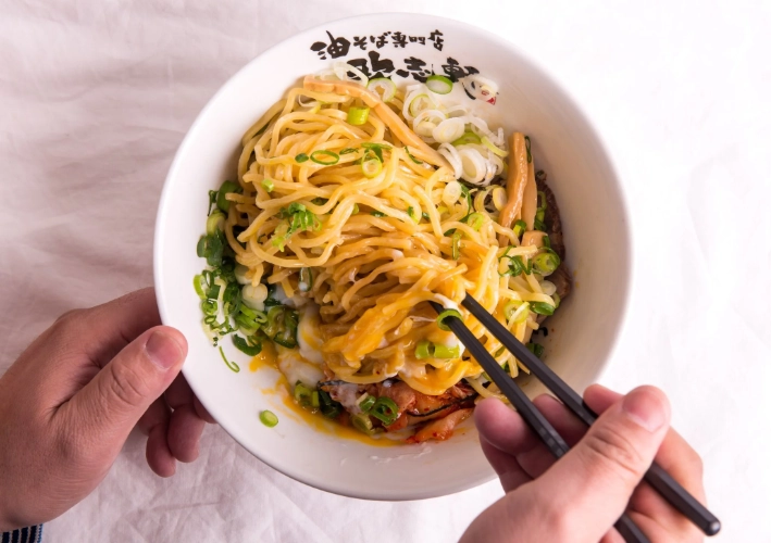 best way to eat aburasoba