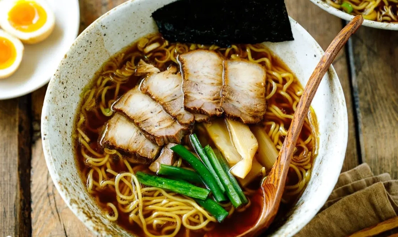 what is the flavor of tonkotsu