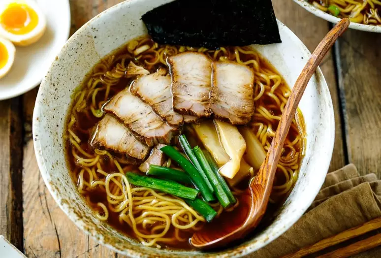 shoyu ramen vs miso ramen shoyu ramen vs miso ramen