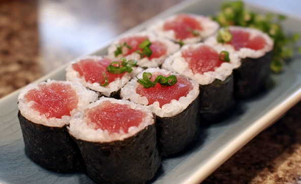 how to make tekka maki