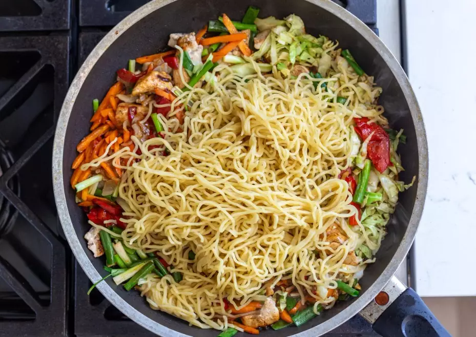 how to make yakisoba