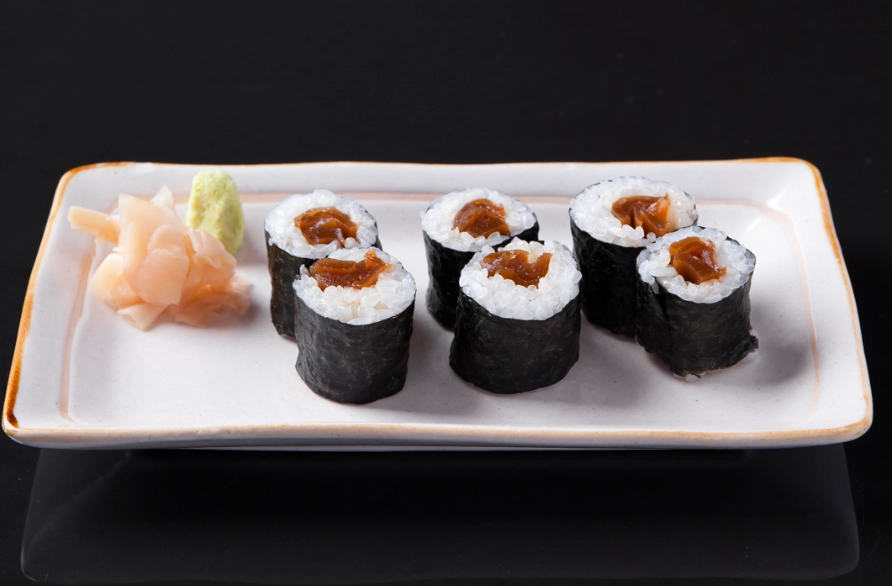 vegetarian sushi roll