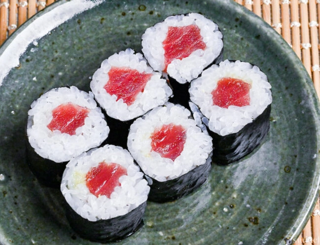tuna roll tuna roll